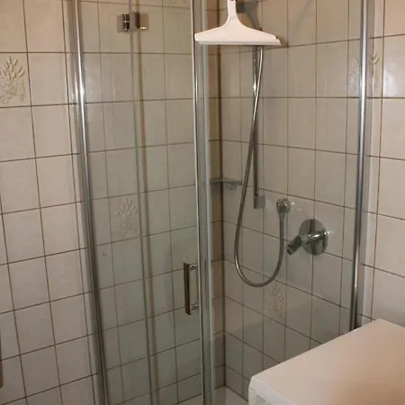 Bei Gruens Apartment